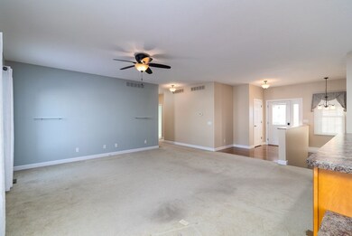 2502 Cumberland Ct, Effingham, IL 62401 - photo 7