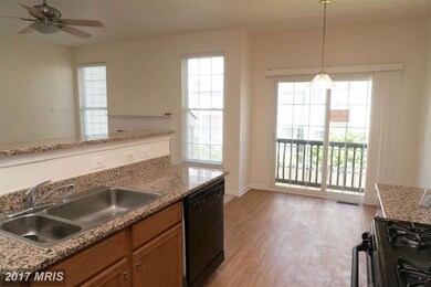 25320 Nesting Square, Chantilly, VA 20152 - photo 4