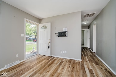 256 Bittersweet Dr, Whiteland, IN 46184 - photo 3