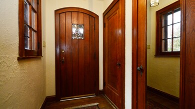 310 S Chandler Ave, Elmhurst, IL 60126 - photo 3