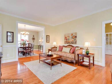 1146 Round Pebble Ln, Reston, VA 20194 - photo 5