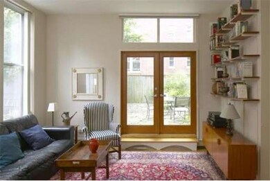 19 Centre St unit 4, Cambridge, MA 02139 - photo 2