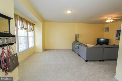 10326 Bridle Ct, Hagerstown, MD 21740 - photo 7