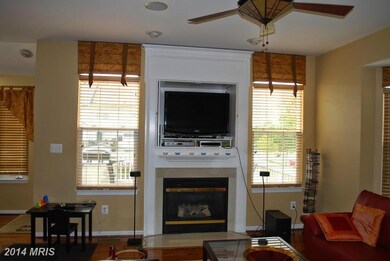 25489 Beresford Dr, Chantilly, VA 20152 - photo 5