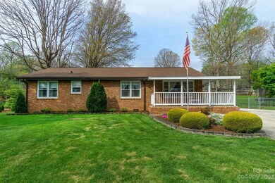 84 Fair Oaks Rd, Arden, NC 28704 - photo 4