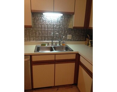 18 Scarborough Dr unit U69, Nashua, NH 03063 - photo 4