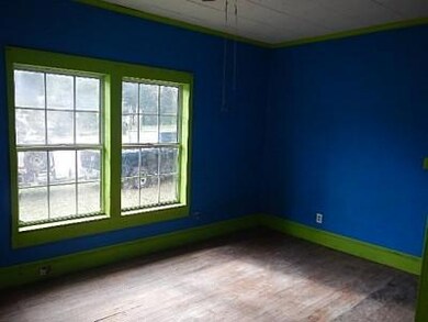 OA-5-4566-h2082966AY-Interiorjpg