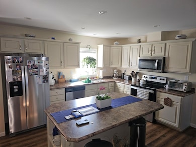 4 Cypress Dr, Norway, ME 04268 - photo 3