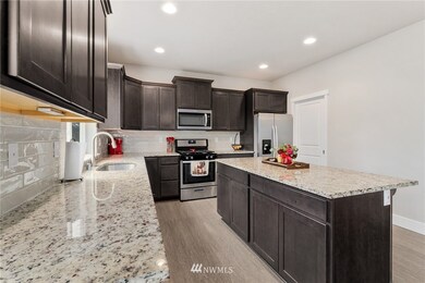 9423 Prairie Wind St SE, Yelm, WA 98597 - photo 4