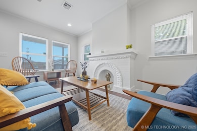 1135 S Lewis Place, Tulsa, OK 74104 - photo 6