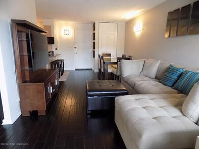 Chestnut Hill at Essex Park unit 4B, Staten Island, NY 10314 - photo 4