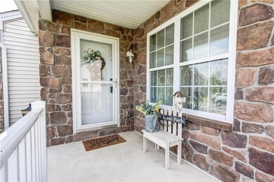 840 Fieldstone Trail, Easton, PA 18040 - photo 4