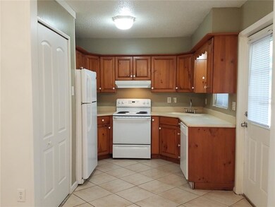 1375 SW Arrow Leaf Trail unit Trail, Dunnellon, FL 34431 - photo 5