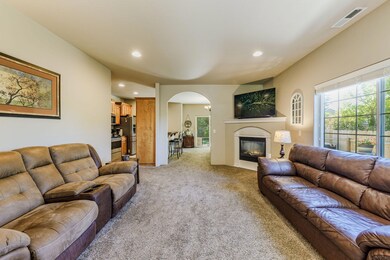 3110 Bursell Rd, Central Point, OR 97502 - photo 4