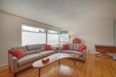 8401 215th St SW, Edmonds, WA 98026 - photo 5