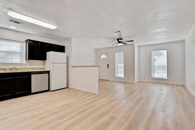 403 N Burdette Ave unit 405, Sherman, TX 75090 - photo 4