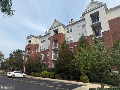 Grande at Riverview unit 3112, Conshohocken, PA 19428 - photo 3