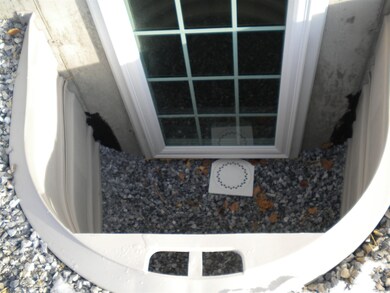 2 Elizabeth St unit 19, Saint Albans City, VT 05478 - photo 2