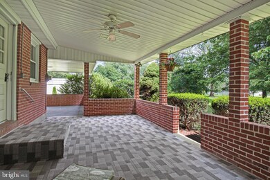 136 Hall Rd, Shoemakersville, PA 19555 - photo 3