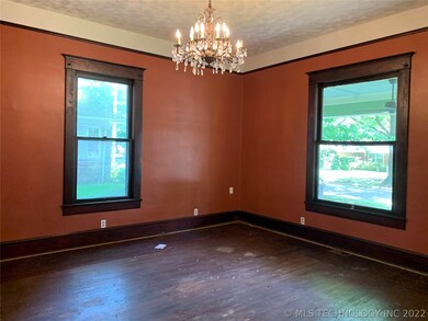 606 N Morton Ave, Okmulgee, OK 74447 - photo 2
