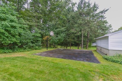 8 Red Coat Ln, Lexington, MA 02420 - photo 2