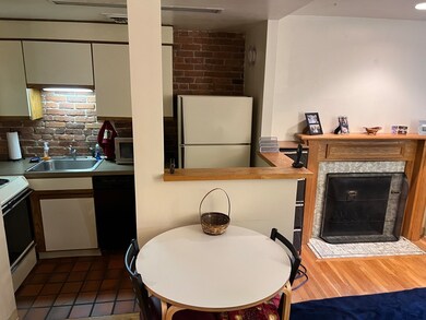 87 Gainsborough St unit 202, Boston, MA 02115 - photo 5