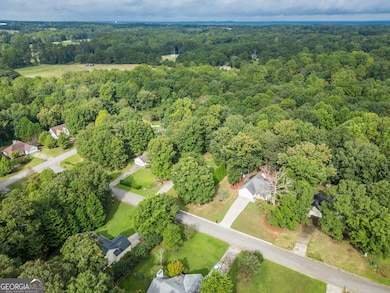 711 Brighton Ln, Winder, GA 30680 - photo 3