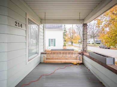 214 Center St, Auburn, IN 46706 - photo 3