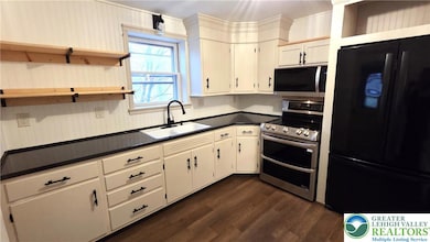 735 W Broad St unit A, Quakertown, PA 18951 - photo 7