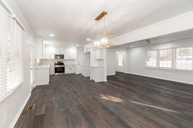 1534 Broach Ave, Albany, GA 31705 - photo 7