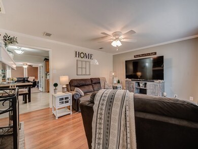 719 Georgia Oak St, Nacogdoches, TX 75964 - photo 7