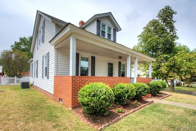 1515 Lee St, West Point, VA 23181 - photo 3