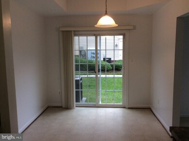 11127 Wortham Crest Cir, Manassas, VA 20109 - photo 6