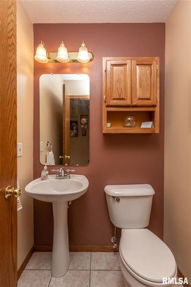 2602 W 62nd St, Davenport, IA 52806 - photo 5