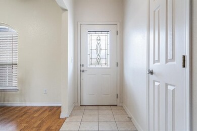 Entry Way/Front Coat Closet