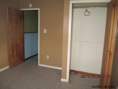 16 Hadden Ln, Troy, NY 12180 - photo 7