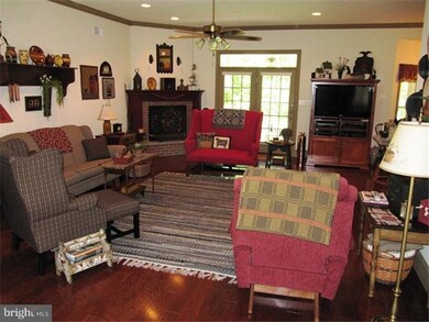 73 Shea Dr, Mohnton, PA 19540 - photo 3