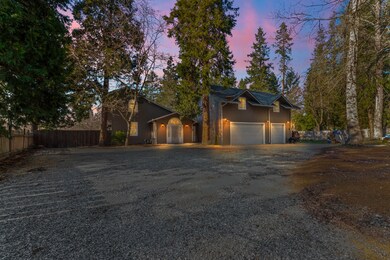 404 Woodbury Ln, Grants Pass, OR 97527 - photo 3