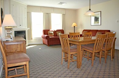 502/504 Qtr I V Adams House, Ludlow, VT 05149 - photo 3