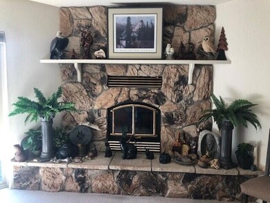 210 Honeycutt Dr, Grants Pass, OR 97526 - photo 7