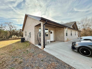 103 Guy Cothran Rd, Inman, SC 29349 - photo 3