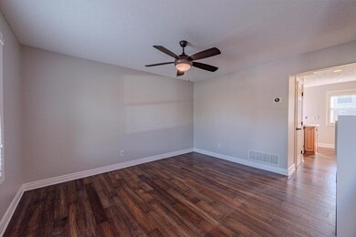 7630 Alta View Blvd - 04