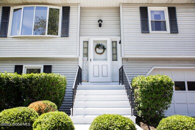 5 Deerfield Place, Schenectady, NY 12302 - photo 4