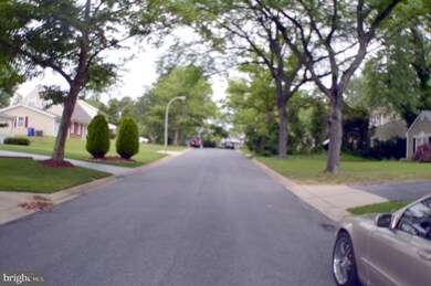 12512 Swirl Ln, Bowie, MD 20715 - photo 5