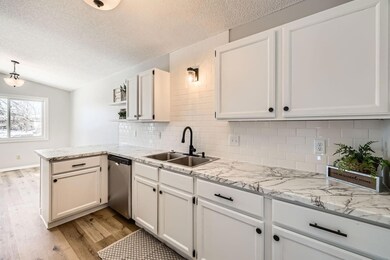 11846 Undercliff St NW, Coon Rapids, MN 55433 - photo 3