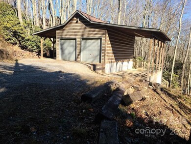 Garage/shed/storage/carport