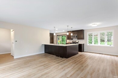 52222 Pickwick Ln, South Bend, IN 46637 - photo 5