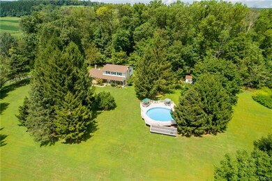 2186 E Best Rd, Bath, PA 18014 - photo 4