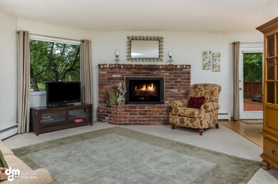 7317 Hennings Way Anchorage AK-large-006