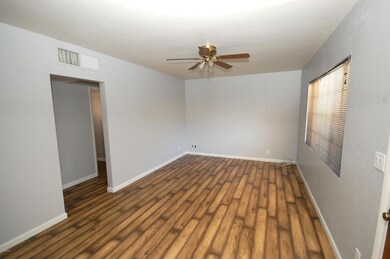 Living room 2